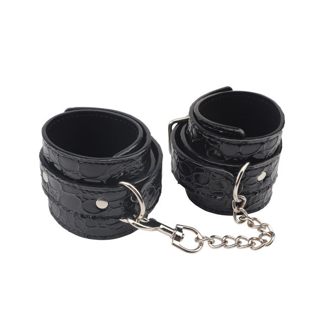 225175 - Be Good Ankle Cuffs - Just for you desires